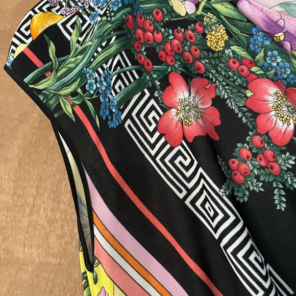 VERSACE Dress - Picture 3 of 14